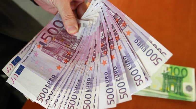 takas evi 500 euro fatura dağıtıyor