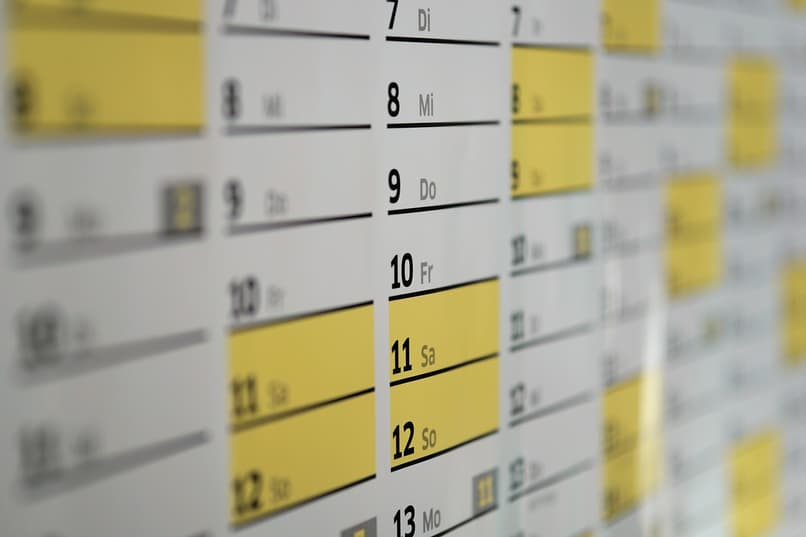 calendario con fechas resaltadas