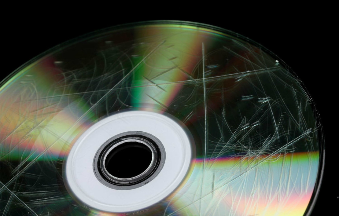 ¿Cómo Arreglar un CD o Disco Rayado? ¿Cómo Limpiarlo para que Vuelva a