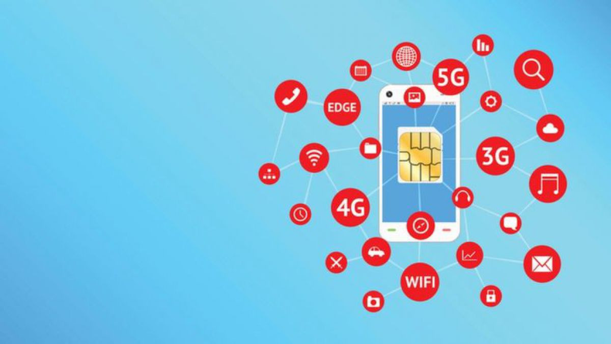 What are the main differences between 3G and 4G networks?