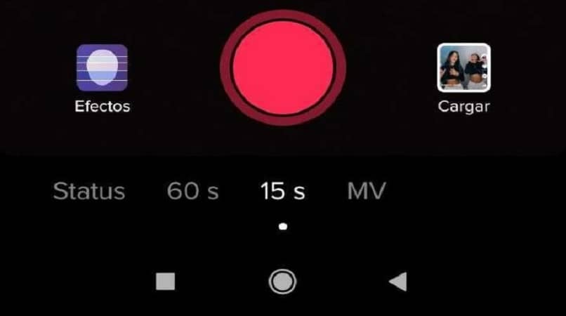 mostrando boton rojo para grabar videos en tiktok