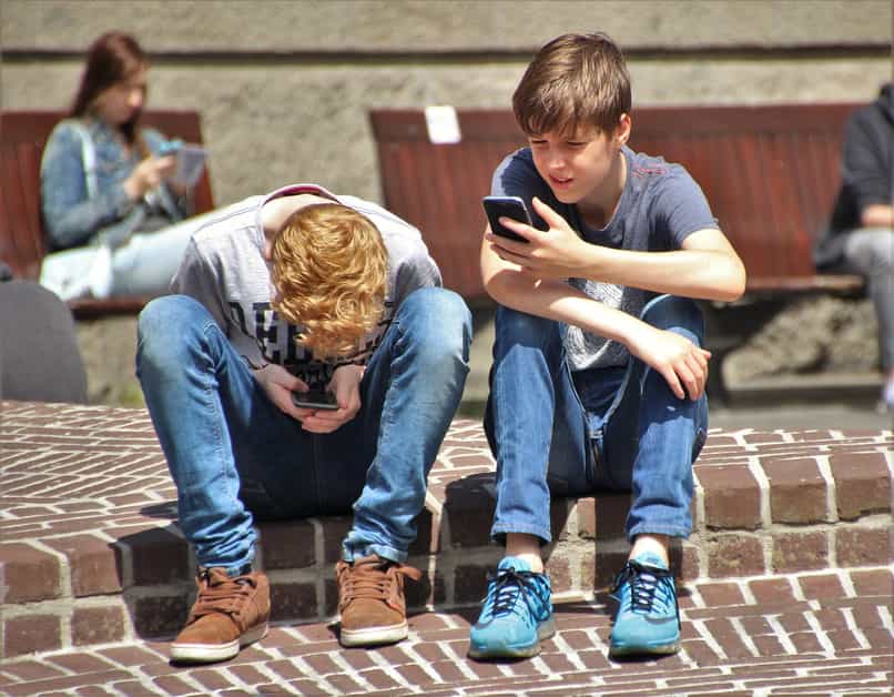 children play pokemon go with your cell phone