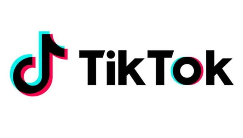 learn to perform a duet on tiktok with another video